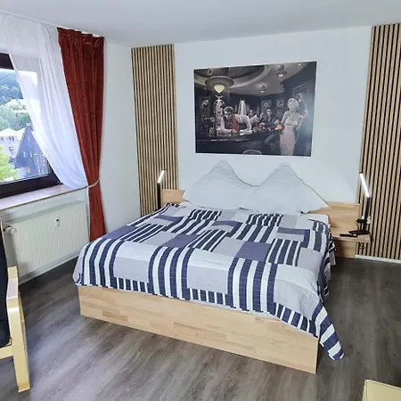 2 Zimmer, 45qm In Der Oberstadt,